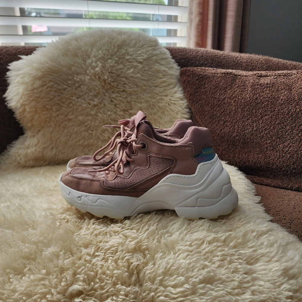 Zara Sneakers